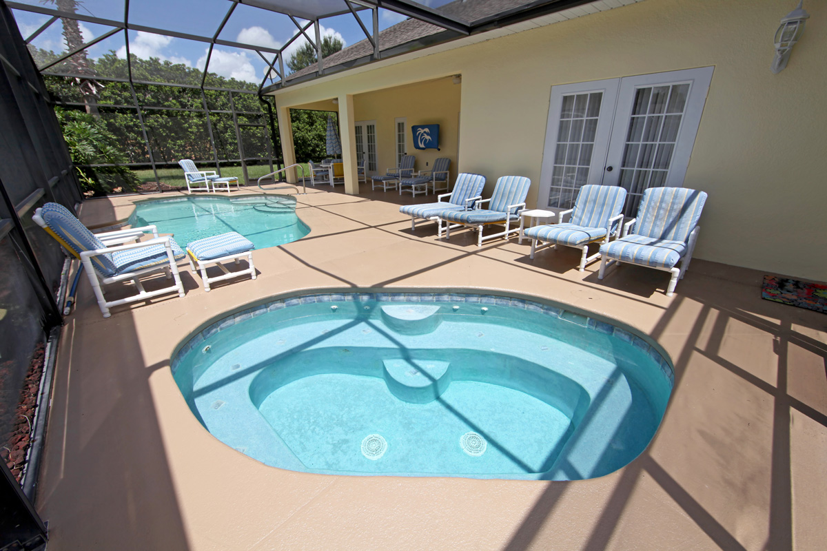 Pool Screens